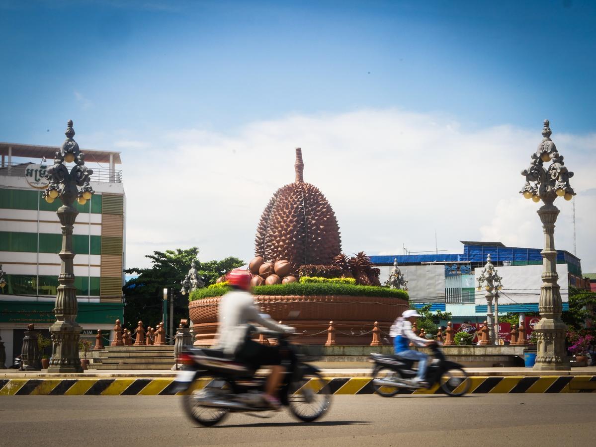 Blue Buddha Hotel กำปอต ภายนอก รูปภาพ