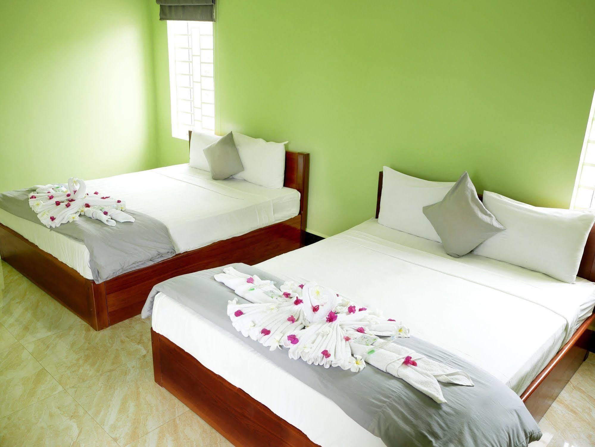 Blue Buddha Hotel กำปอต ภายนอก รูปภาพ