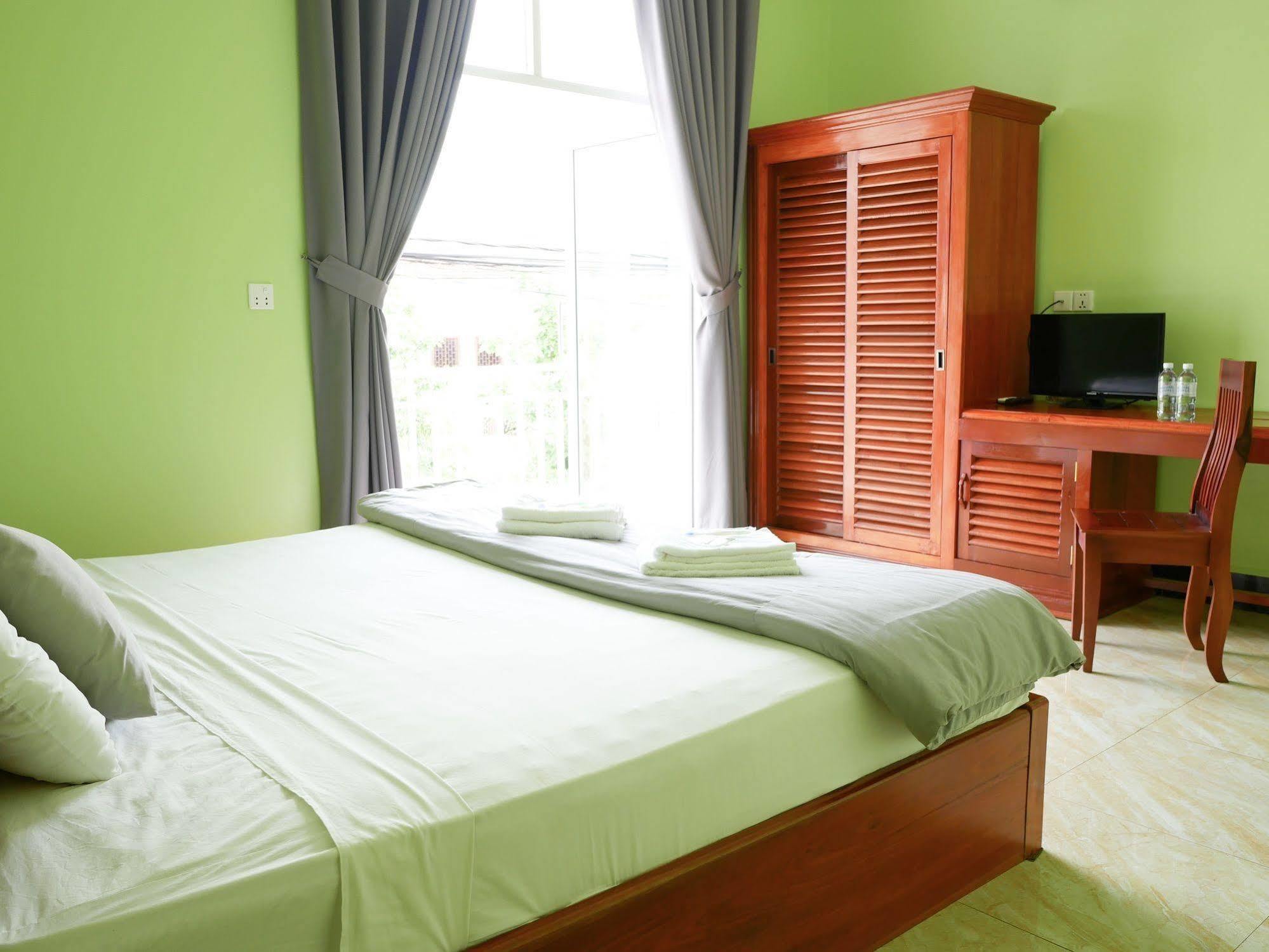 Blue Buddha Hotel กำปอต ภายนอก รูปภาพ