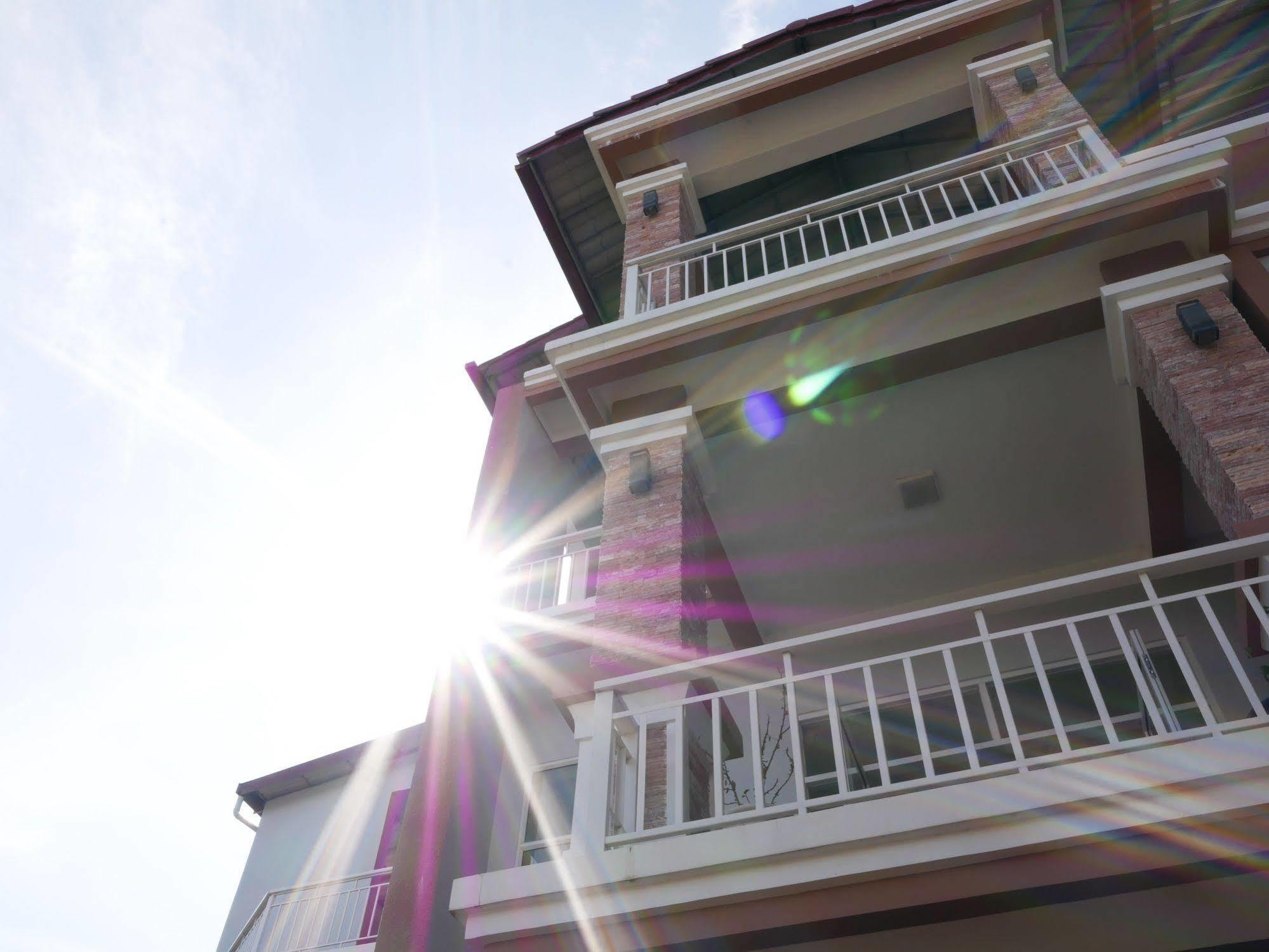 Blue Buddha Hotel กำปอต ภายนอก รูปภาพ